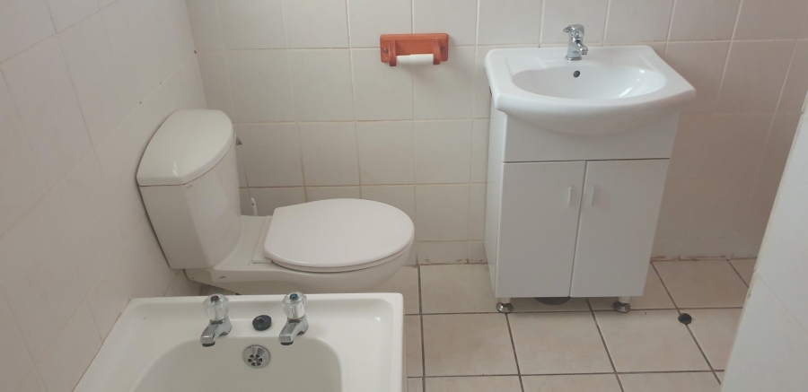 4 Bedroom Property for Sale in Dana Bay Western Cape